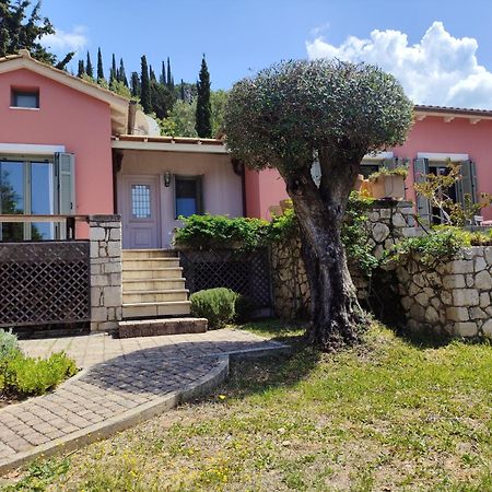 La Casa Rossa Villa Ayios Nikitas Luaran gambar