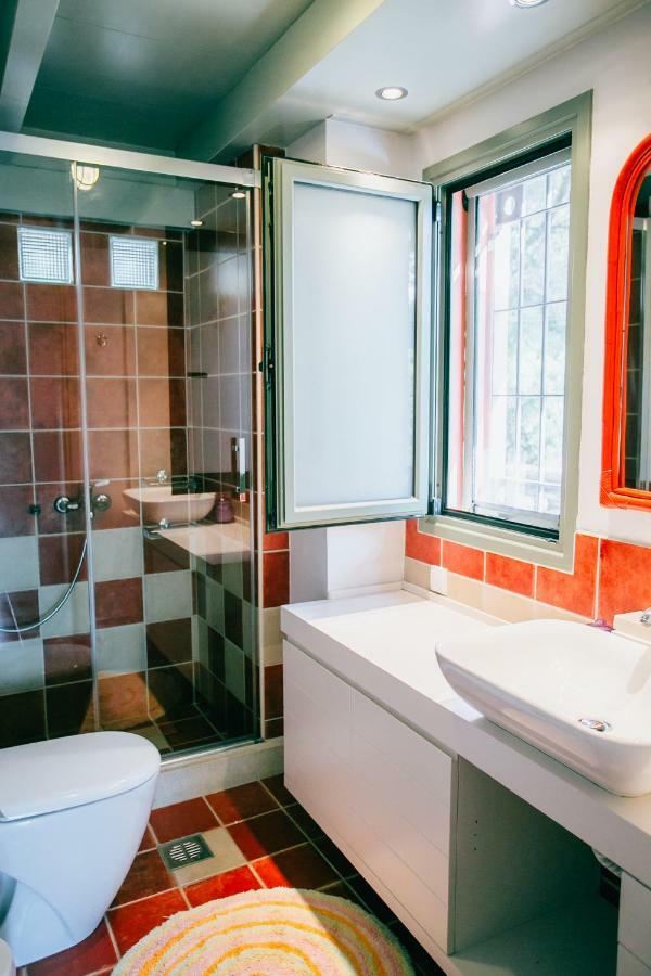 La Casa Rossa Villa Ayios Nikitas Luaran gambar